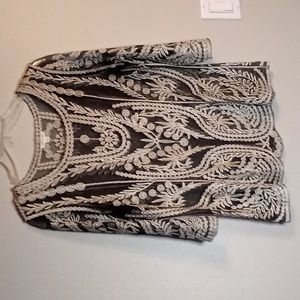 Women's Beautiful blouse, Size M